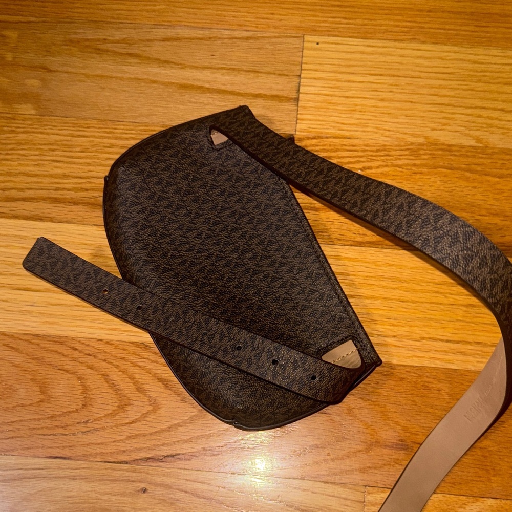 Michael Kors Brown Bag with Pink and Purple Accent - Picture 4 of 9